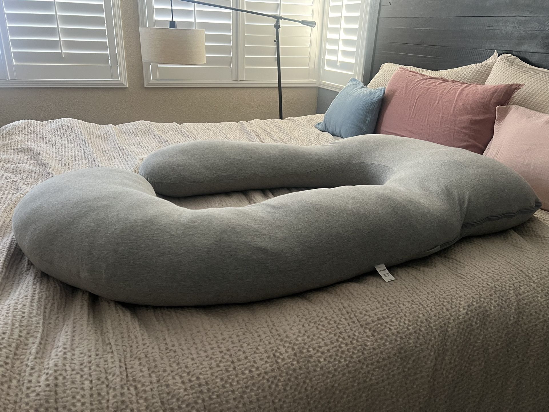 Pregnancy Pillow