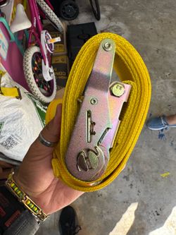 Strap for trucks