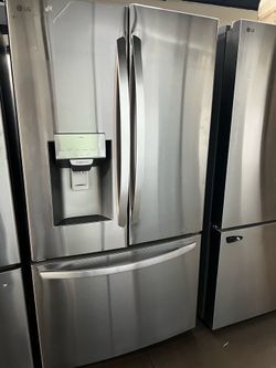 OPEN BOX LG FRENCH STYLE STAINLESS STEEL REFRIGERATOR