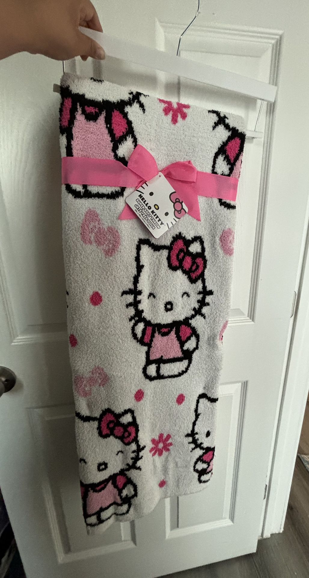 Hello Kitty Soft Blanket