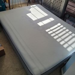 Purple 2 Mattress QUEEN size - FREE