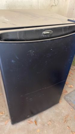 Refrigerator Small Black