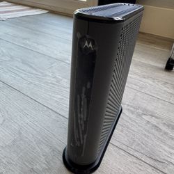 Motorola MB8600 Cable Modem