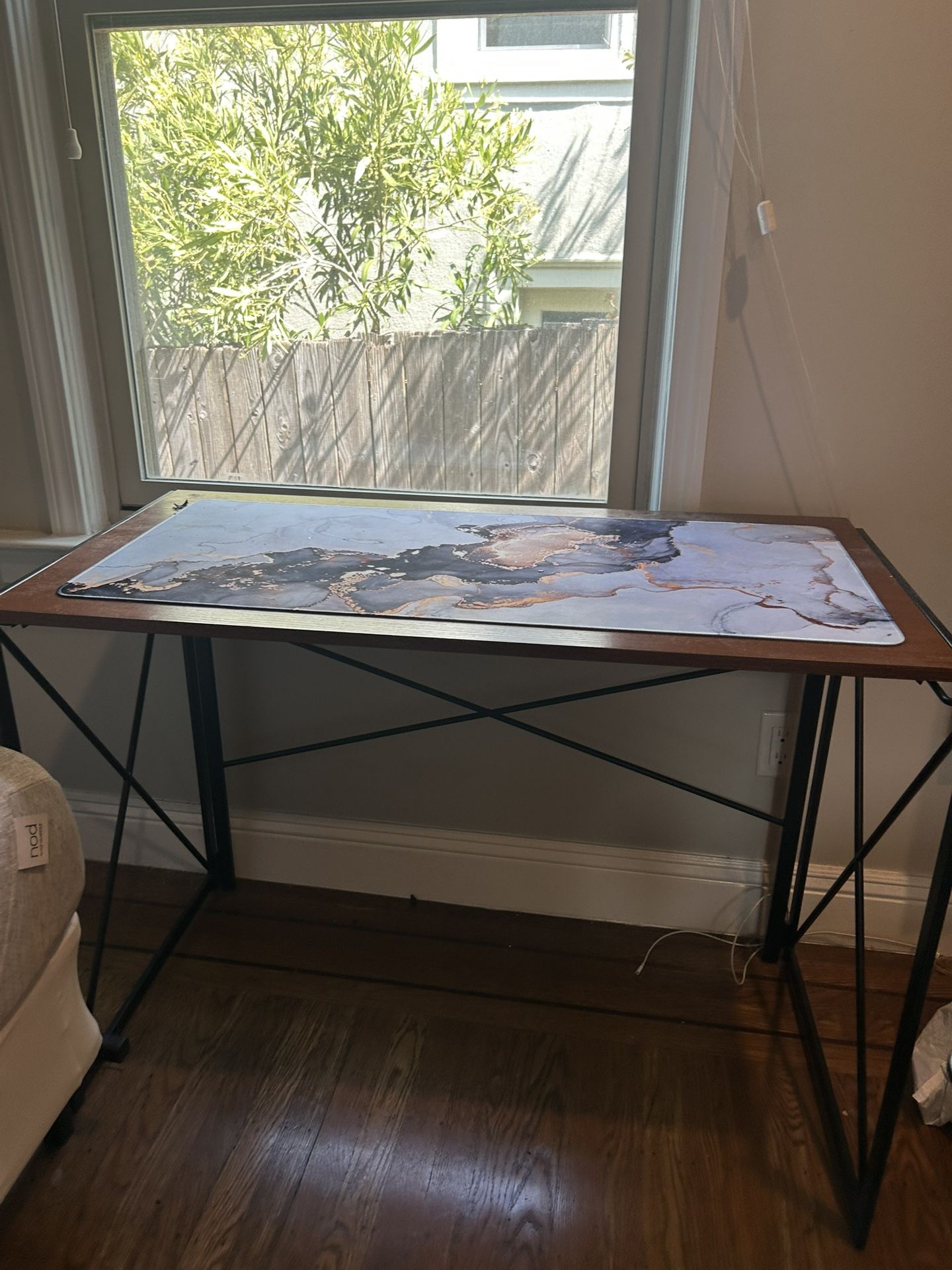Free Desk