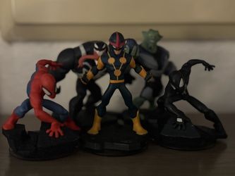 Disney infinity spider man figures