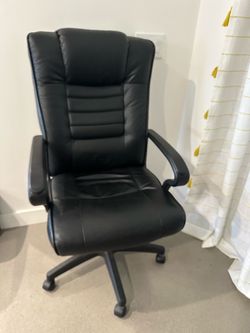 Black Leather High-Back Office Chair