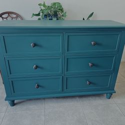 Teal 6-Drawer Dresser
