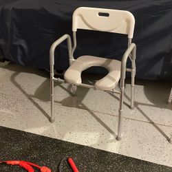 Adjustable Shower Or  Toilet lift