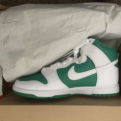 Nike Dunks High Retro