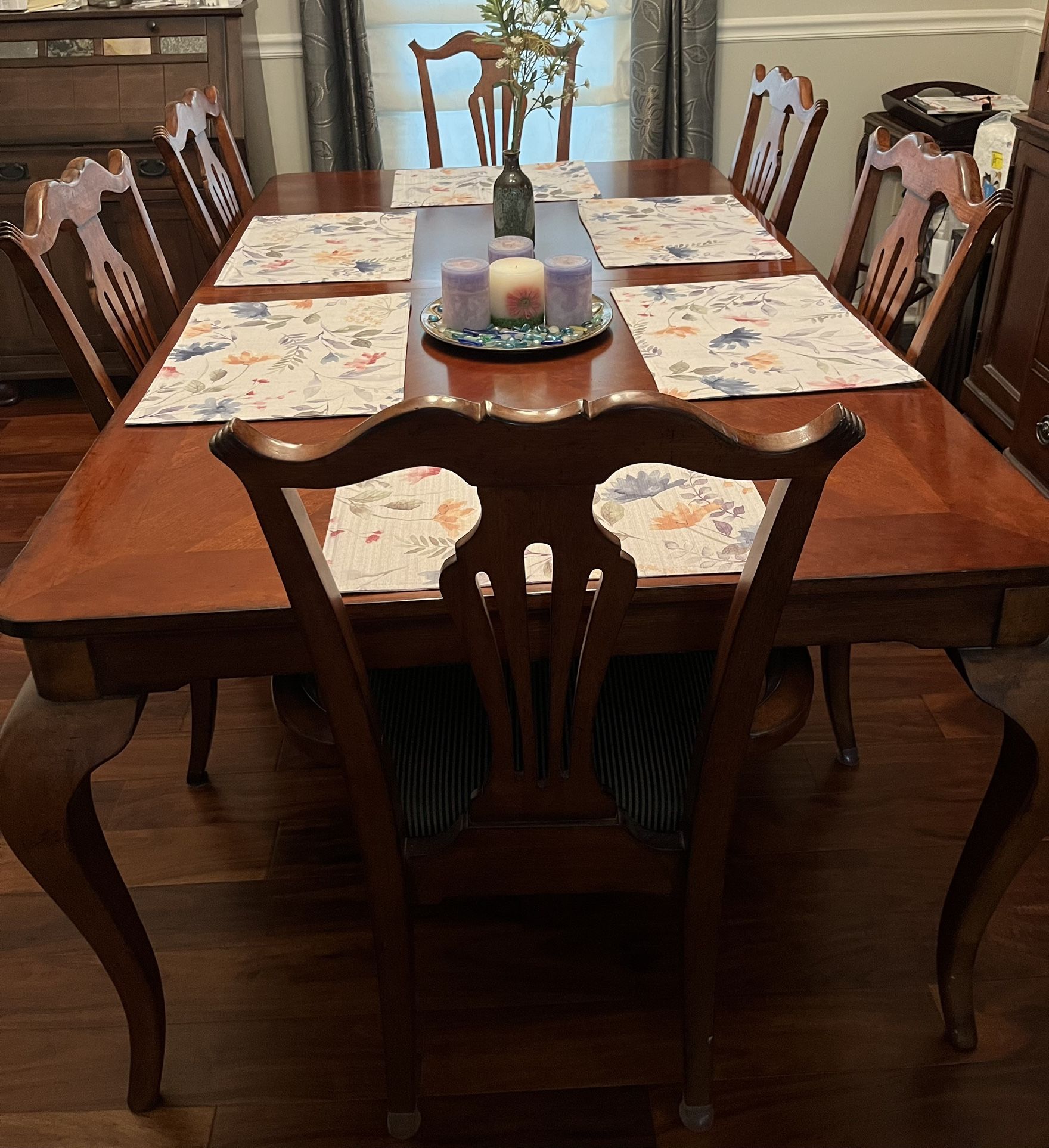 Dining Room Table, 6 Padded Chairs, China Cab