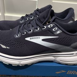 New Men’s Brooks Ghost 15 Blue/White Running Shoes (Men’s Size 9.5) - $65