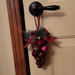 Christmas Doornob Decor 