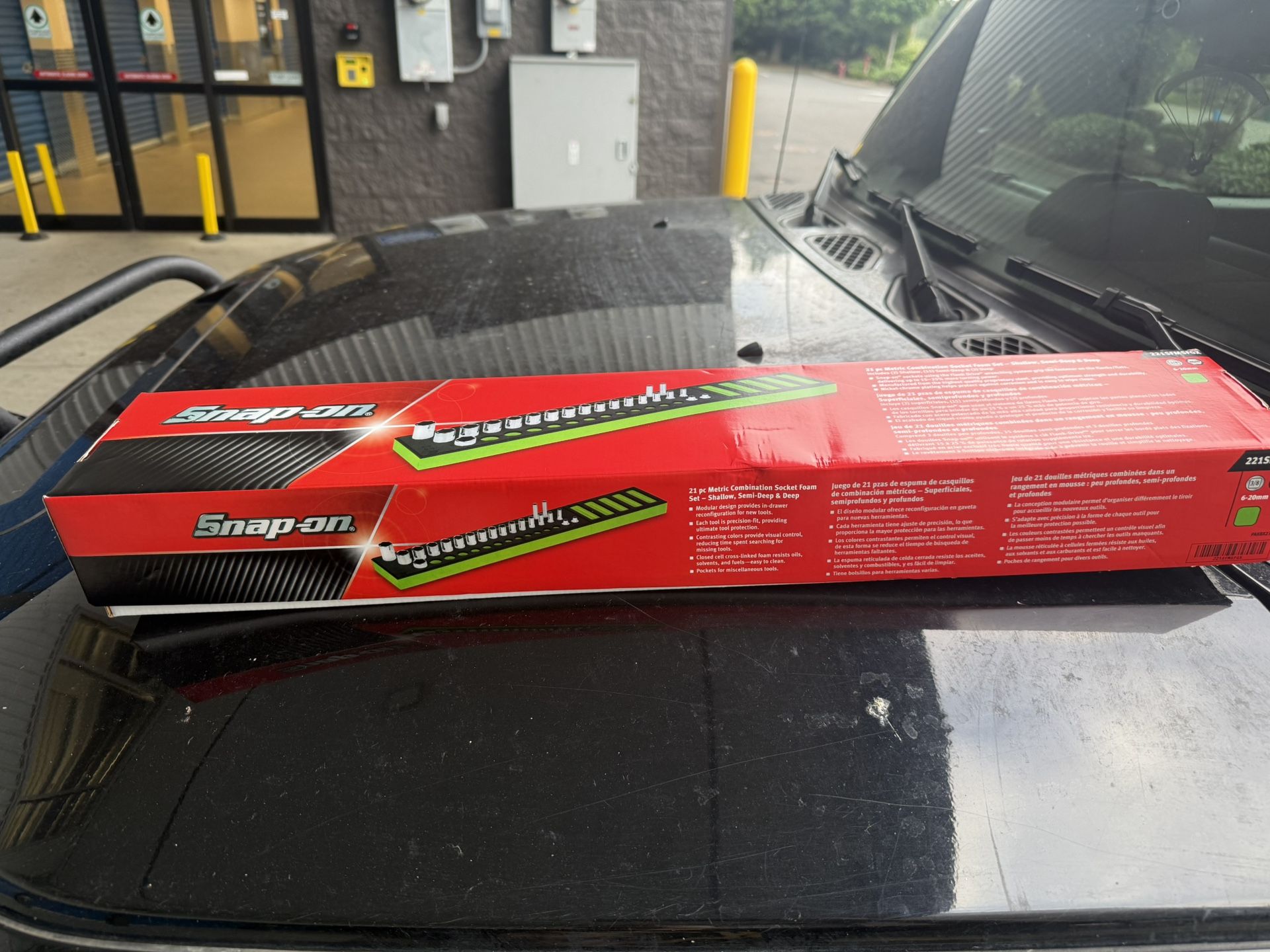 Full 3/8 Metric Socket Set In Snap On Foam Tray