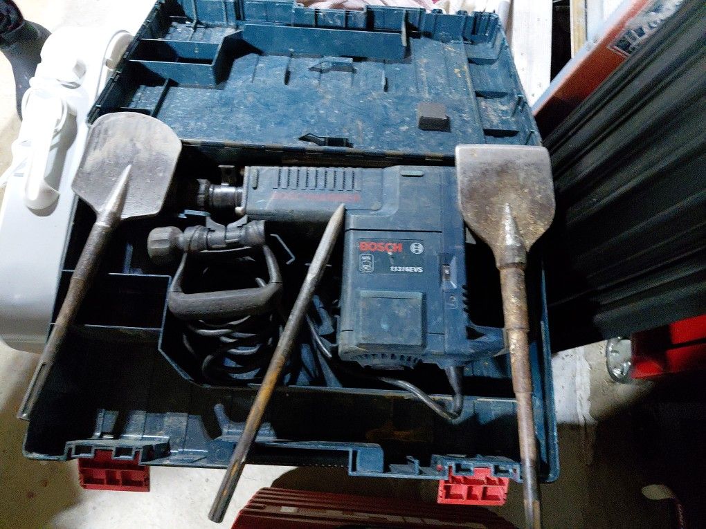 Bosch Electric Hammer