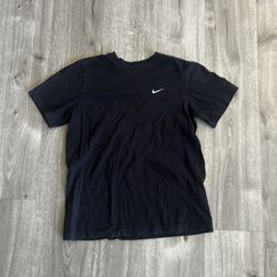Black Nike Tee
