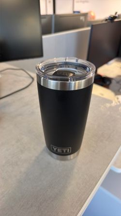 YETI Rambler Tumbler with Lid
