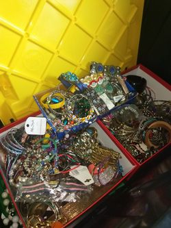 30lb Mixed Lot Of Bracelets