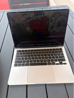 MacBook