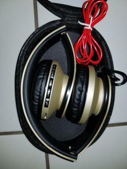 BLUETOOTH HEADPHONES