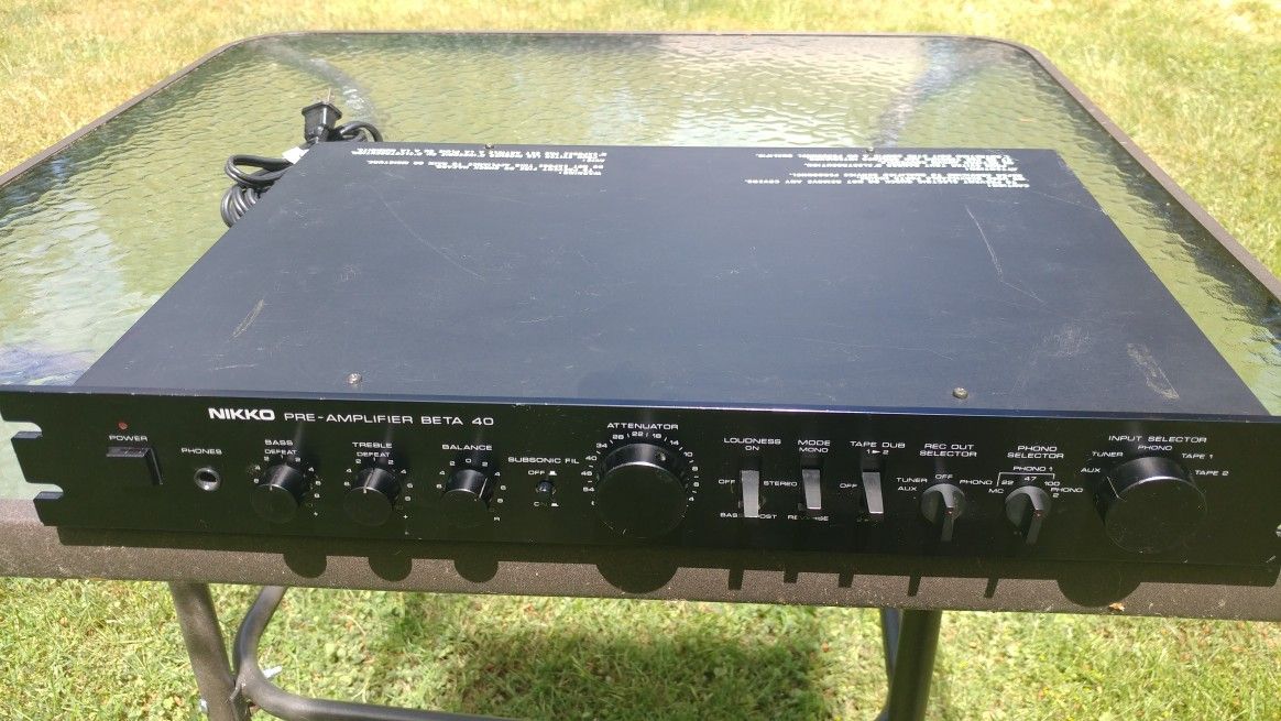 Nikko Beta 40 Preamp- MM/MC phono -Excellent vintage preamp!
