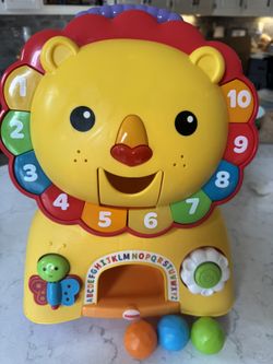 Fisher-Price 3-in-1 Sit, Stride & Ride Interactive Lion