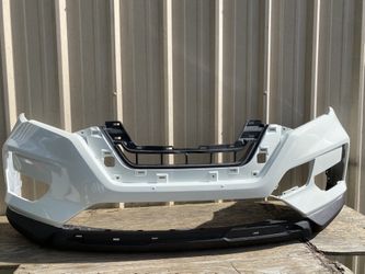 2017-2020 Nissan Rogué Front Bumper Good Condition Paint Nueva