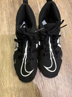 Nike football cleats size 3.5