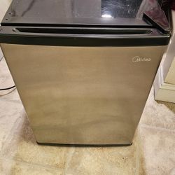 Midea Refrigerator, 2.4 Cubic Feet, Stainless Steel