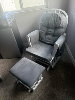 Storkcraft Premium Hoop Glider & Ottoman, White/Gray