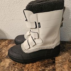 New Vans Standard V Snow MTE Boots Mens Size 9 Bone Black