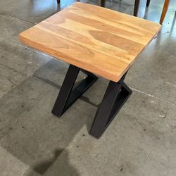 Natural wood End Table 