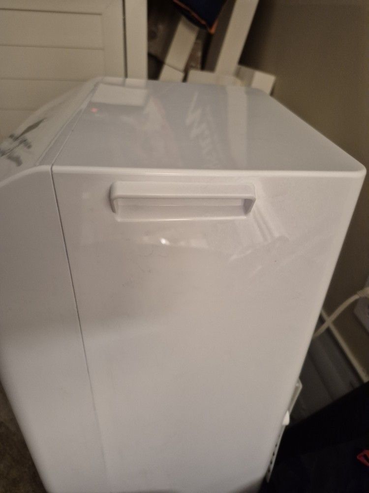 Standing air conditioner well I