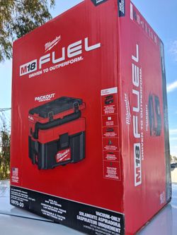 Milwaukee M18 Fuel Packout Vacuum New