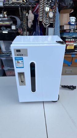 UV light sterilization cabinet
