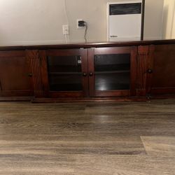Tv stand