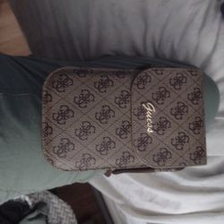Guess Cross Body  Phone Pouch