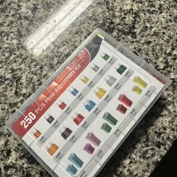 Nilight Blade Jcase Car Fuse Assortment Kit 5A 7.5A 10A 15A 20A 25A 30A Standard Mini Fuses 20A 30A 40A 50A 60A Low Tall STD Profile Fuses NEW