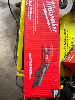 Milwaukee M12 12V Lithium-Ion Cordless Copper Tubing Cutter (Tool-Only)