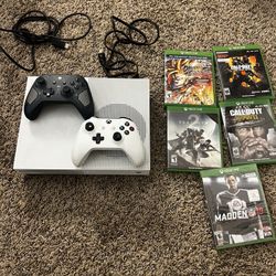 Xbox One S 5 Games Plus 2 Remotes