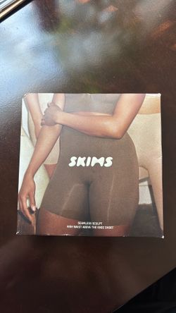 Skims Seamless Sculpt XL