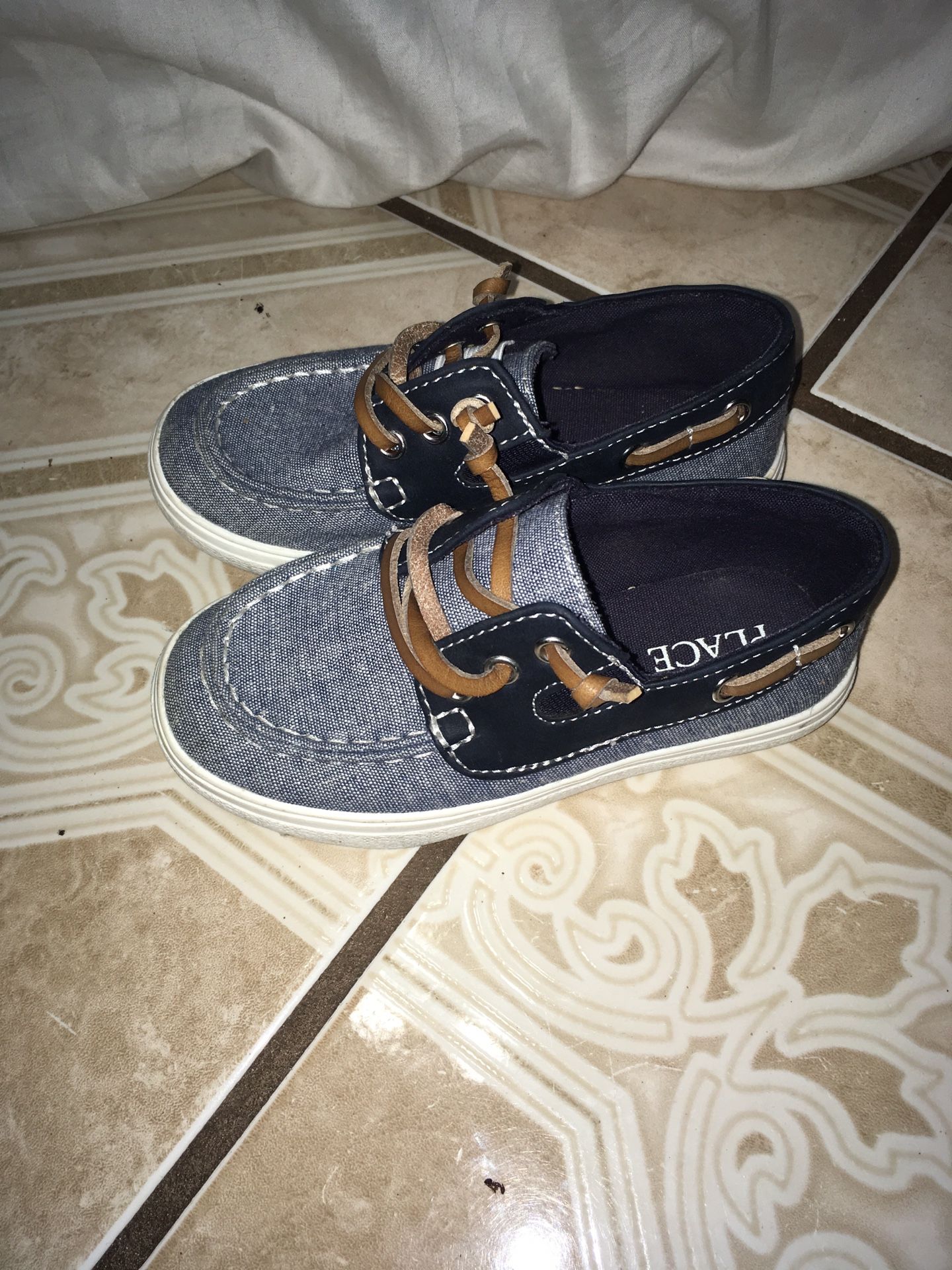 Size 8 boys children’s place