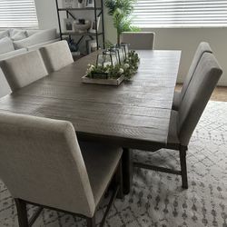 Dining Table And Chairs 