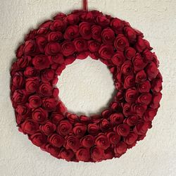 Faux Rose Wreath With Storage Box 21” Diameter With Storage Container In San Francisco