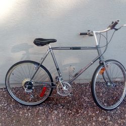 Trek 890 hotsell