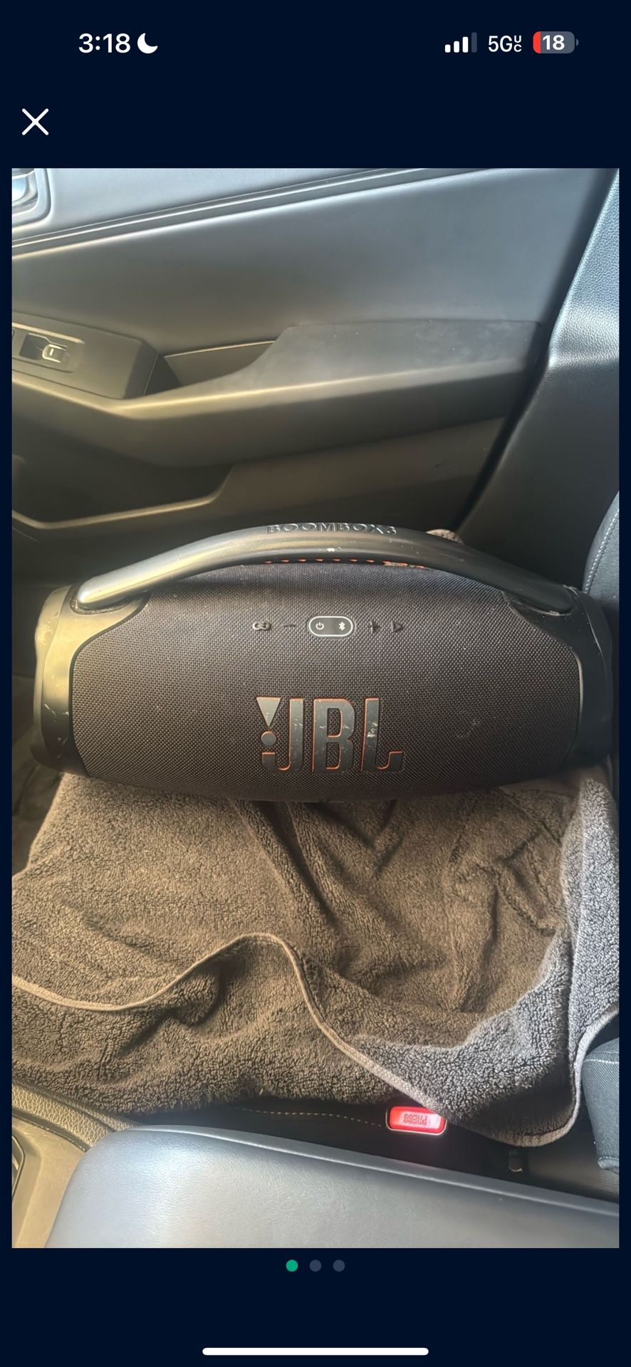 JBL boombox 3