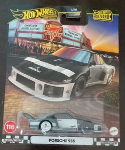 Hot Wheels Boulevard Porsche 935