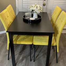 dining table set with 4 yellow velvet chairs brand new 