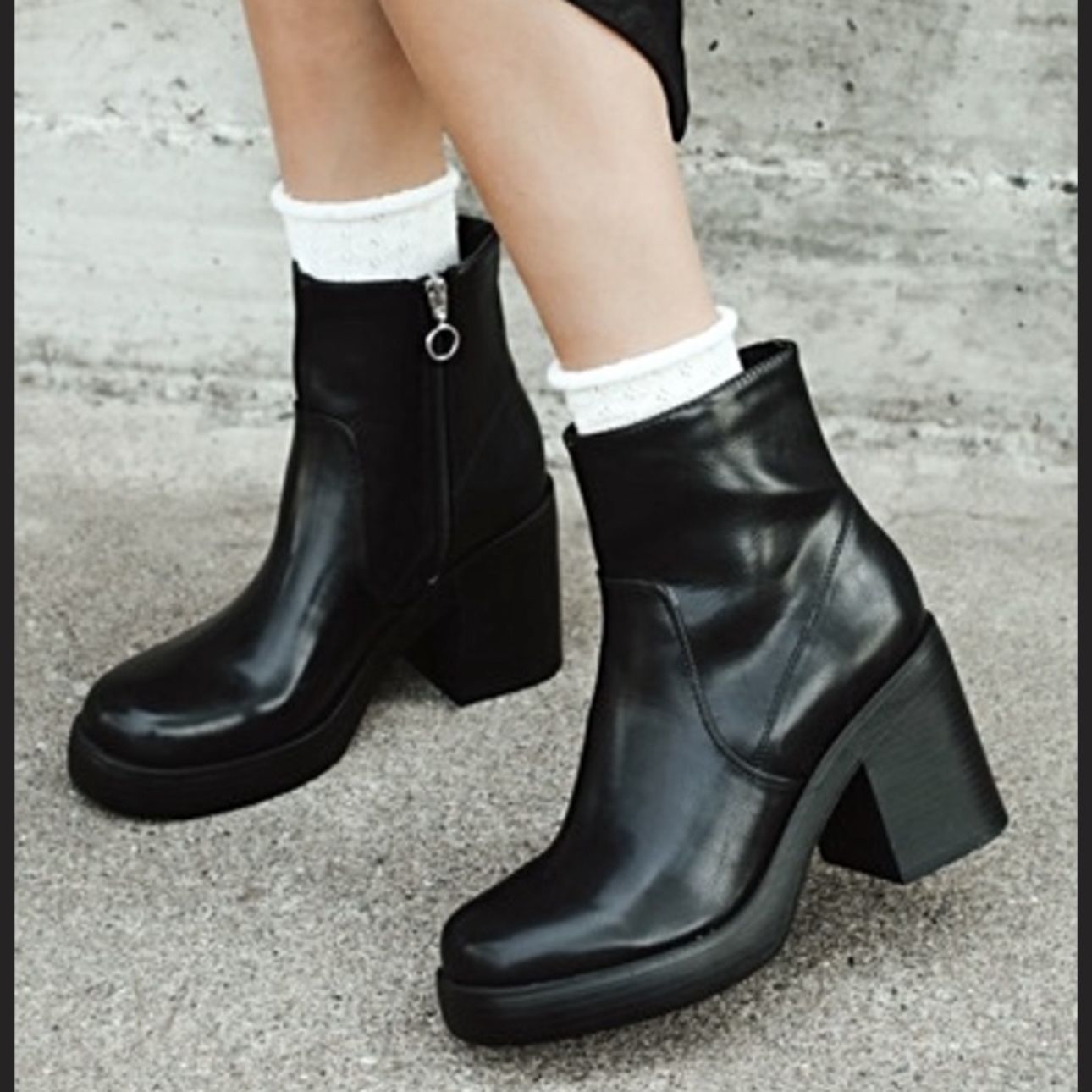 DIRTY LAUNDRY Black Faux Leather Edgy Grunge Groovy Chunky Platform Ankle Boots