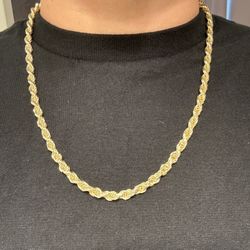 22in Gold Rope Chain