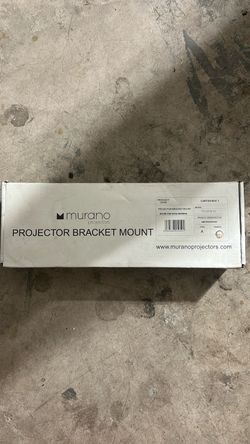 Projector bracket mount
